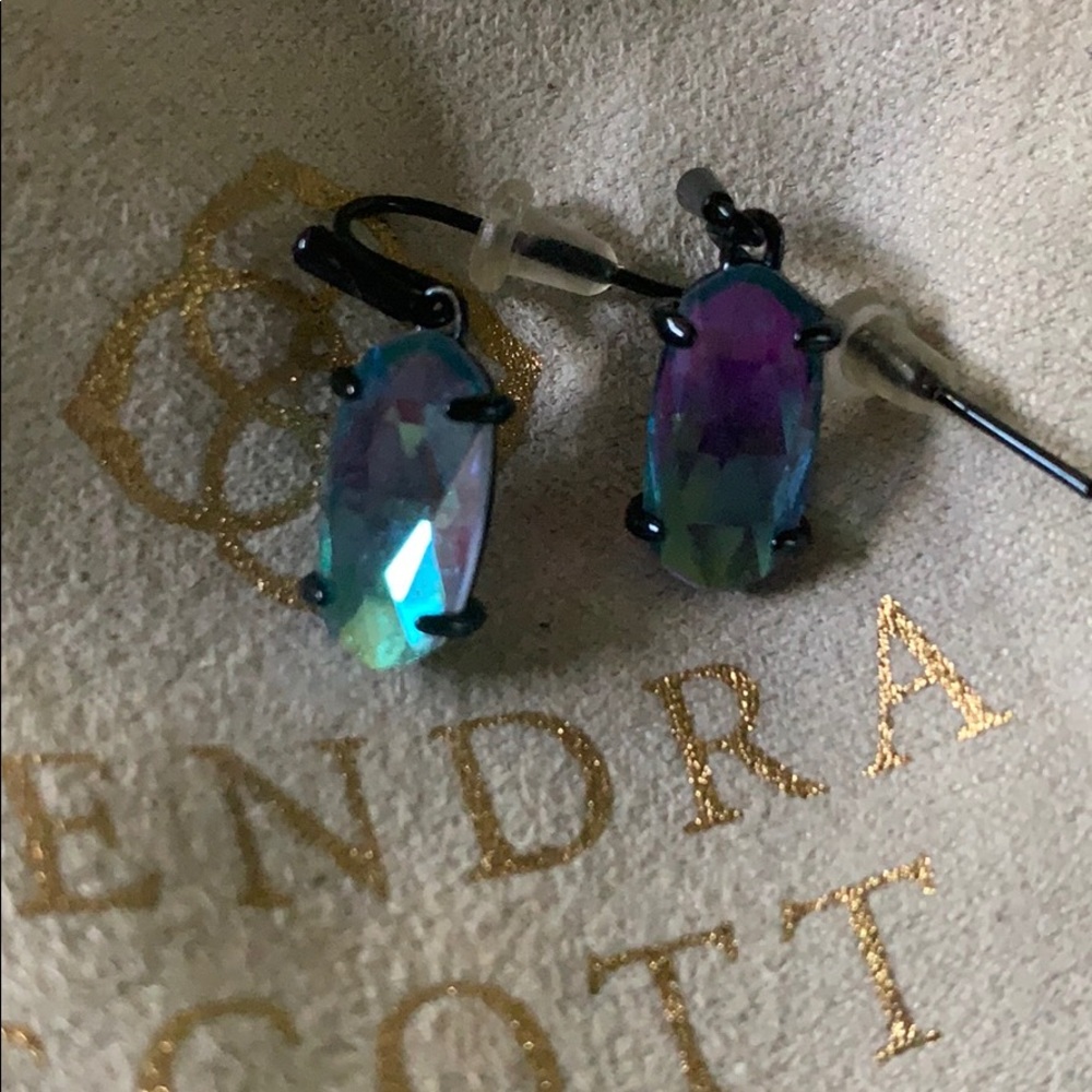 Kendra Scott Lee drop earrings - dichroic glass